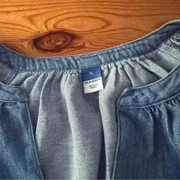 NWT old navy long sleeve chambray denim peasant top women L - Picture 6 of 10
